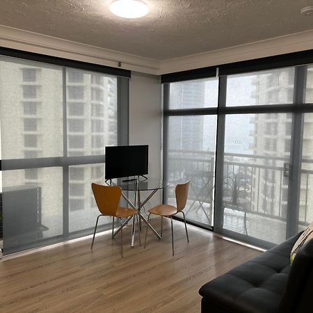 Unit 2 - Spectacular Sea Views In Surfers Paradise Gold Coast Eksteriør bilde